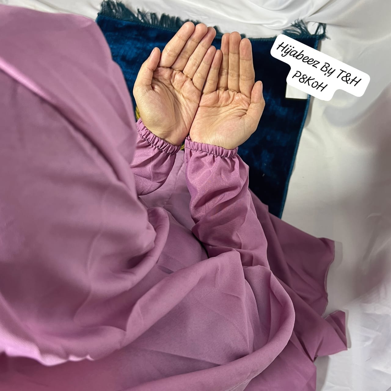 Premium Elastic Sleeve Prayer Abaya for Women – Soft & Modest Islamic Wear